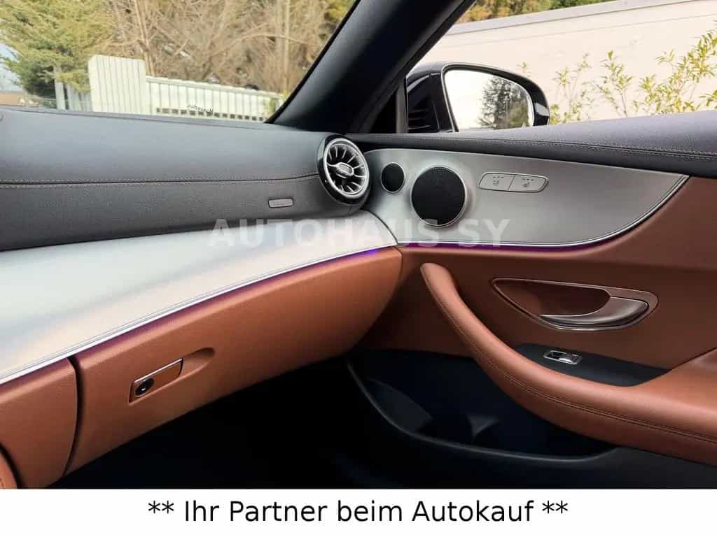 Mercedes-Benz E-Class 200 Cabrio*NAVI-LEDER BRAUN-19 ZOLL AMG-KAMERA 10/2017-photo-24