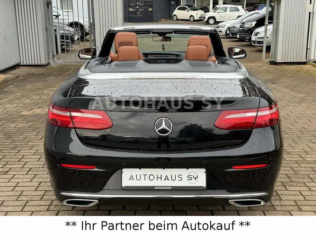 Mercedes-Benz E-Class 200 Cabrio*NAVI-LEDER BRAUN-19 ZOLL AMG-KAMERA 10/2017-photo-6