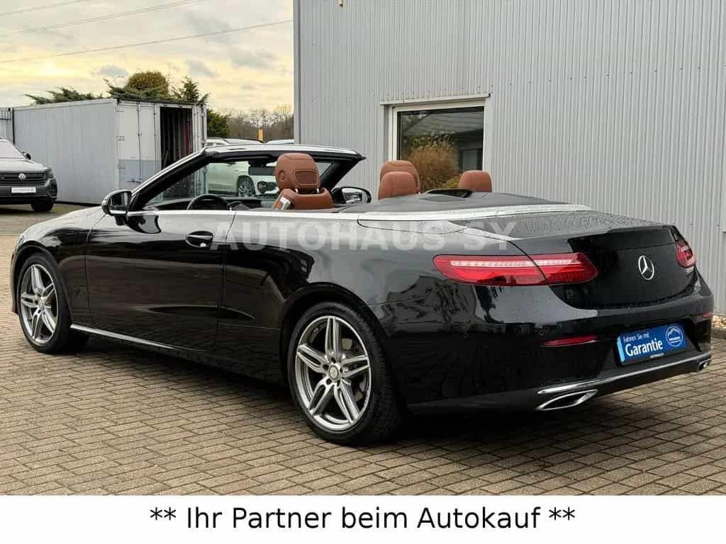 Mercedes-Benz E-Class 200 Cabrio*NAVI-LEDER BRAUN-19 ZOLL AMG-KAMERA 10/2017-photo-7
