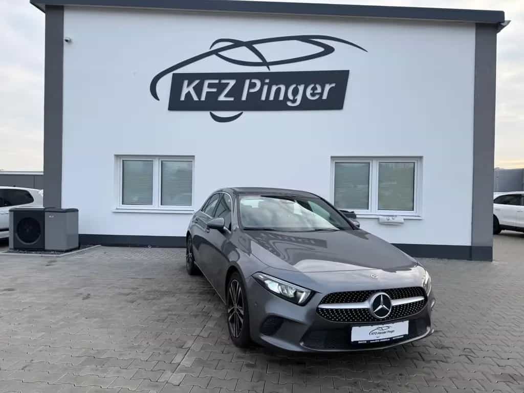 Mercedes-Benz A 180 A A 180 Edition 19 10/2019-photo-0
