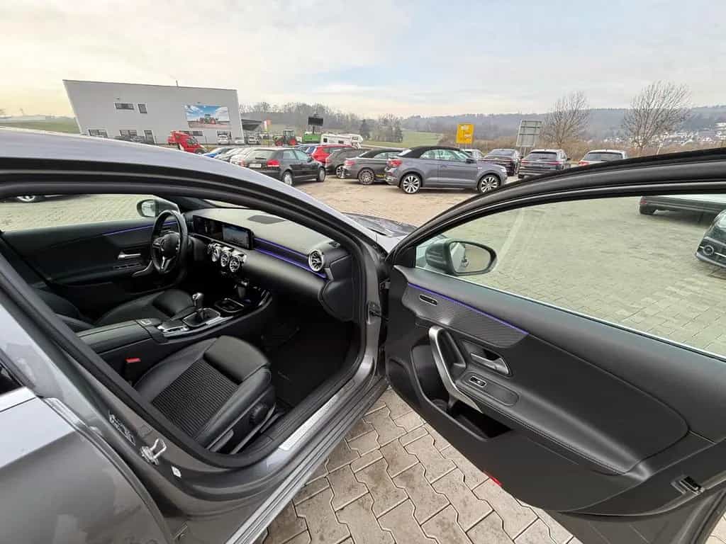 Mercedes-Benz A 180 A A 180 Edition 19 10/2019-photo-18