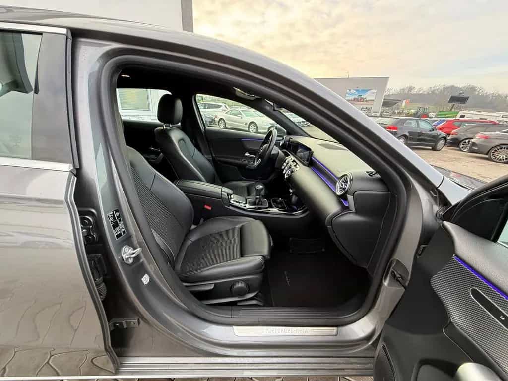 Mercedes-Benz A 180 A A 180 Edition 19 10/2019-photo-19