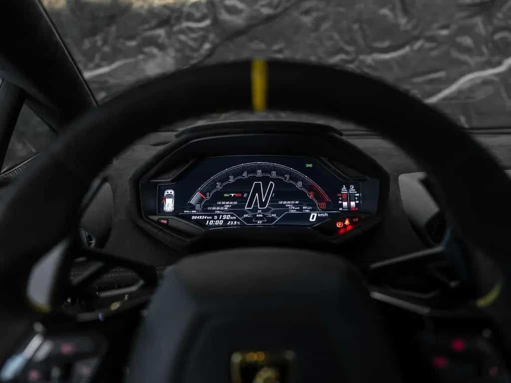 Lamborghini Huracán STO 03/2023-photo-12
