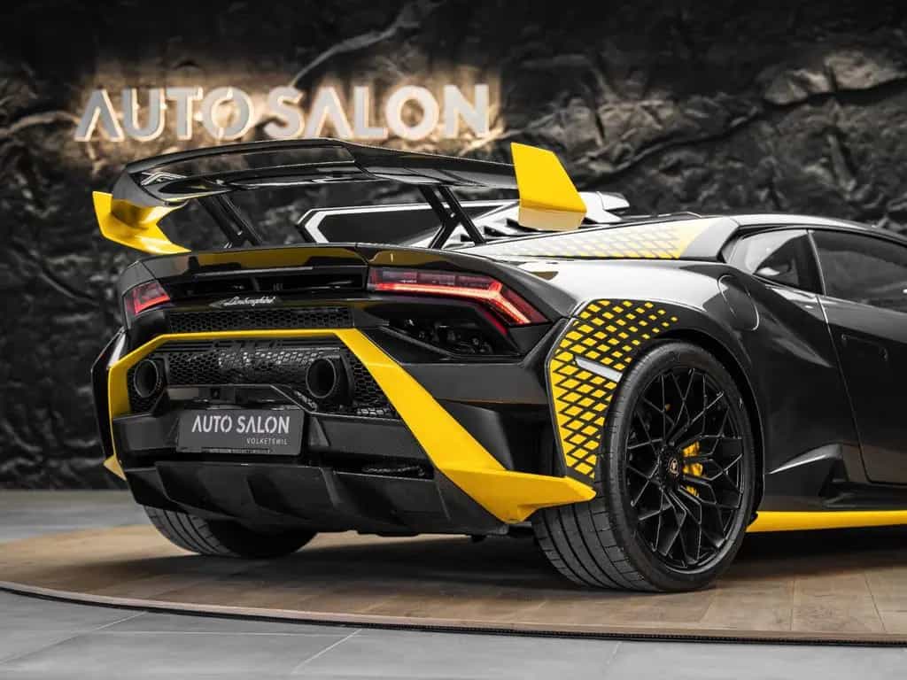 Lamborghini Huracán STO 03/2023-photo-19