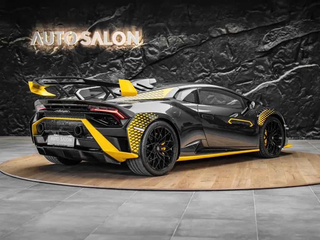 Lamborghini Huracán STO 03/2023-photo-4