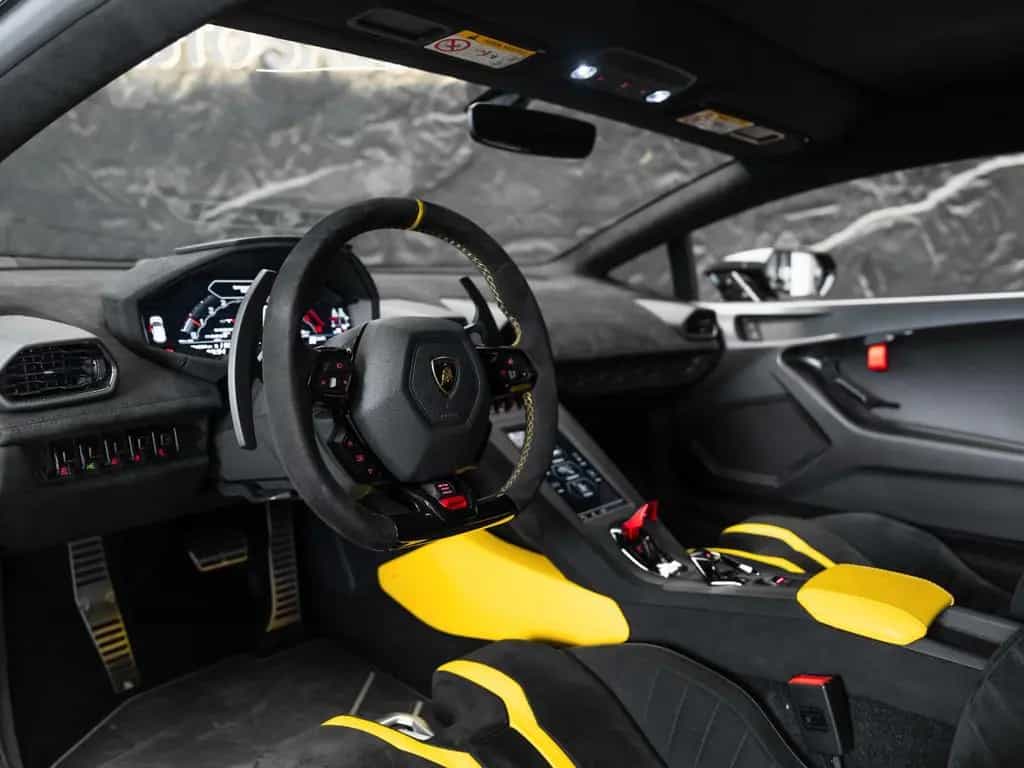 Lamborghini Huracán STO 03/2023-photo-8