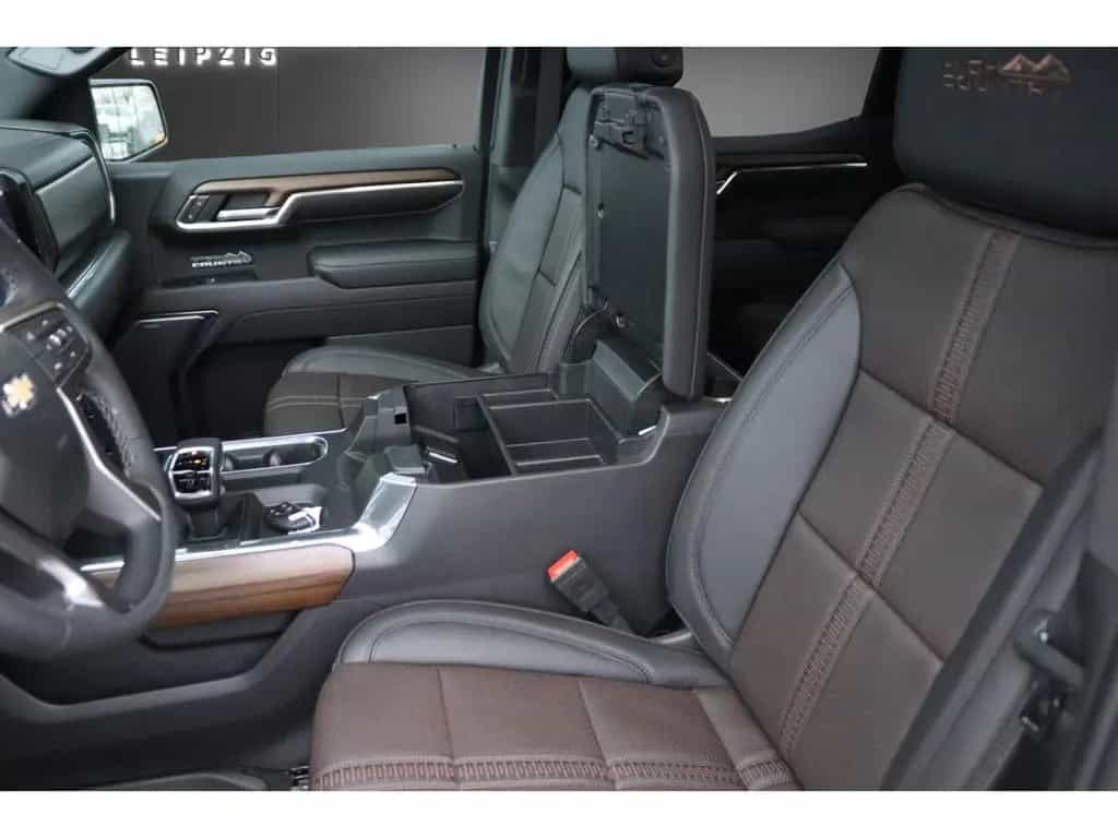Chevrolet Silverado 1500 / HIGH COUNTRY / 6,2L / V8 null-photo-16