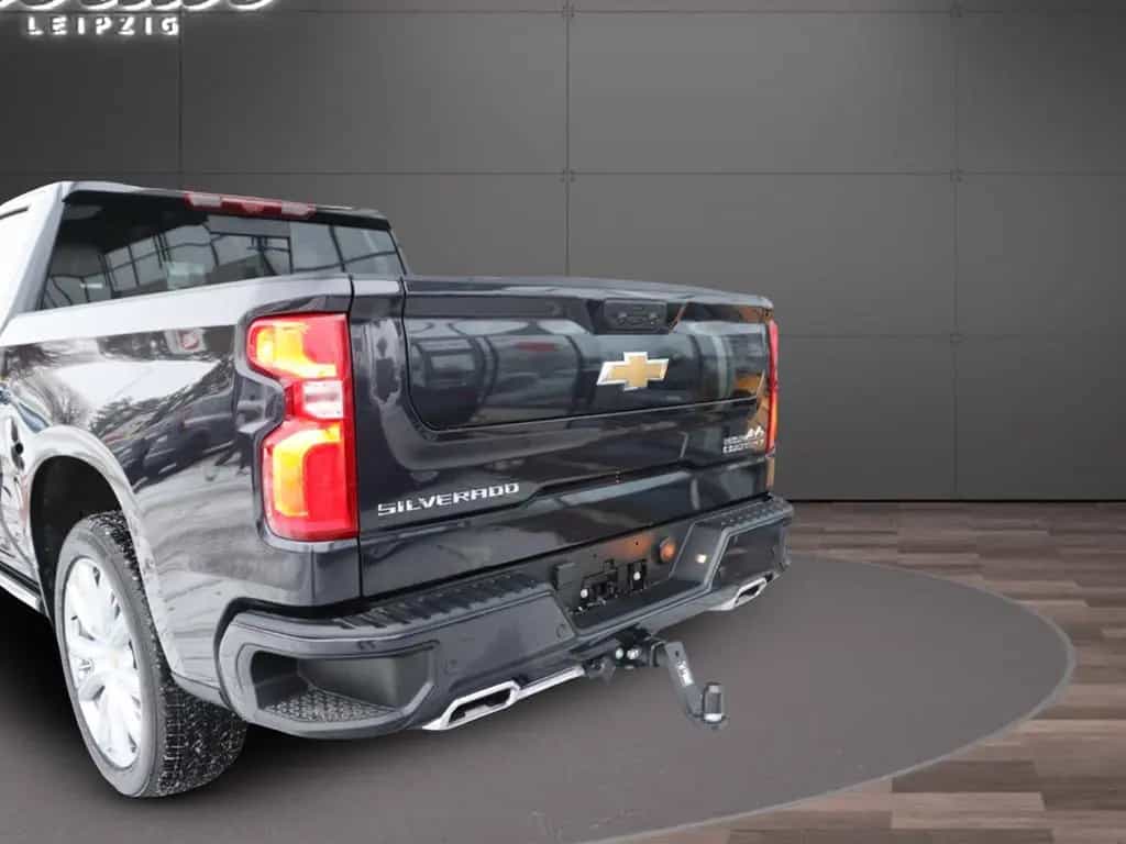 Chevrolet Silverado 1500 / HIGH COUNTRY / 6,2L / V8 null-photo-19
