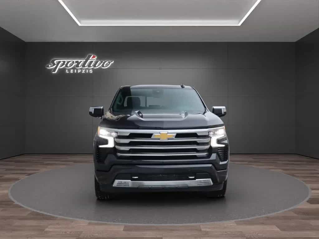 Chevrolet Silverado 1500 / HIGH COUNTRY / 6,2L / V8 null-photo-2