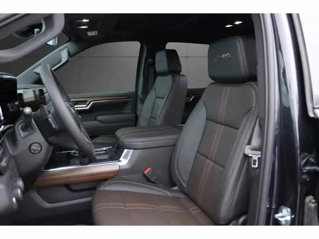 Chevrolet Silverado 1500 / HIGH COUNTRY / 6,2L / V8 null-photo-9