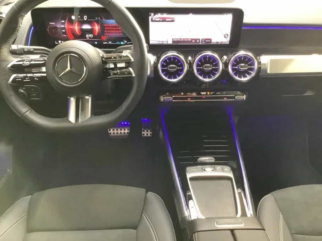 Mercedes-Benz GLB 220 4MATIC AMG+NIGHT+20''+AHK+MULTIBEAM+360° 01/2026-photo-11