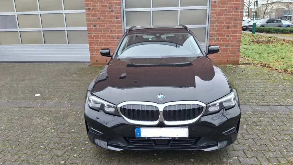 BMW 320 d Touring Adv.*BMW-GARANTIE*bis 11/27 05/2022-photo-2