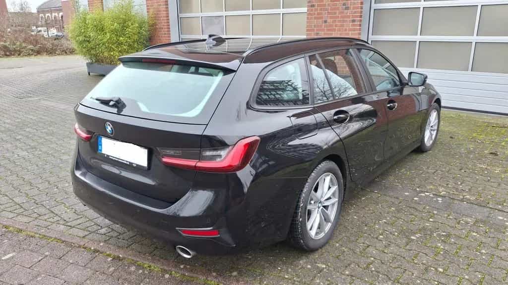BMW 320 d Touring Adv.*BMW-GARANTIE*bis 11/27 05/2022-photo-5