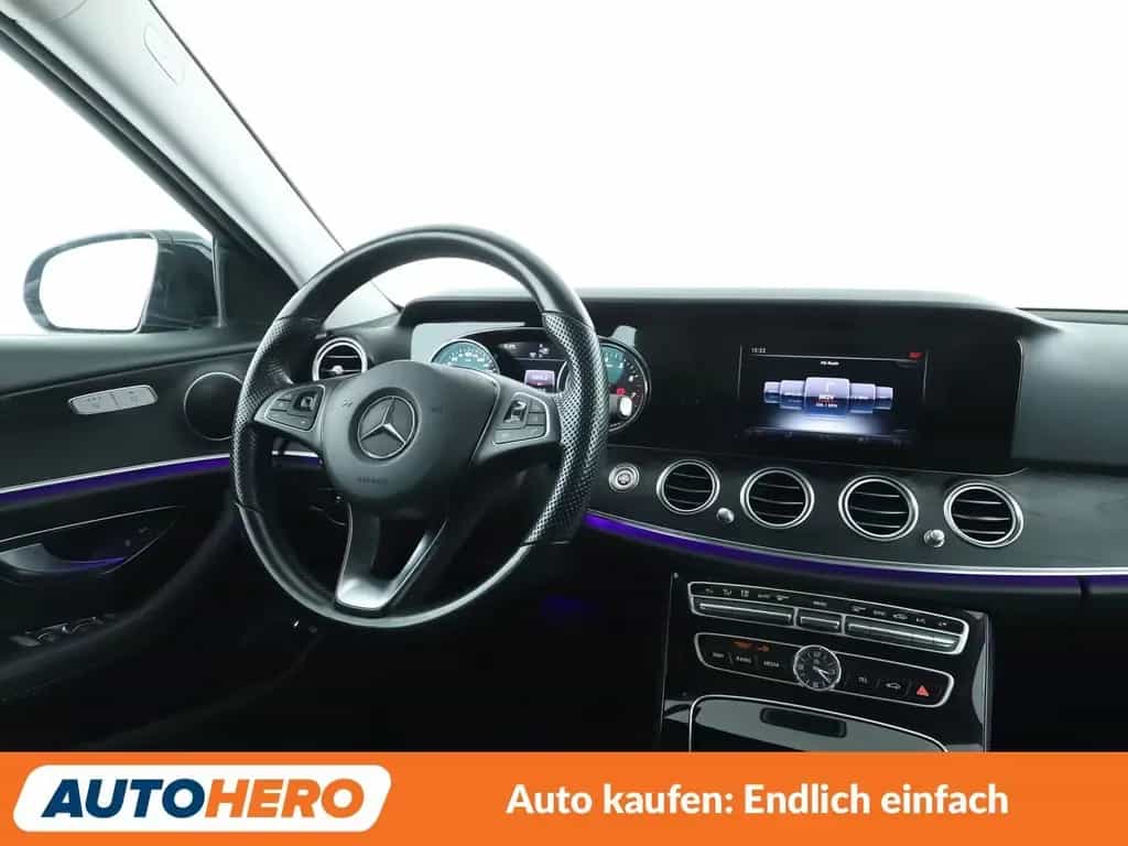 Mercedes-Benz E-Class 200 T Avantgarde Aut.*NAVI*PDC*SHZ* 04/2017-photo-12