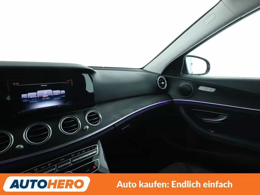 Mercedes-Benz E-Class 200 T Avantgarde Aut.*NAVI*PDC*SHZ* 04/2017-photo-26