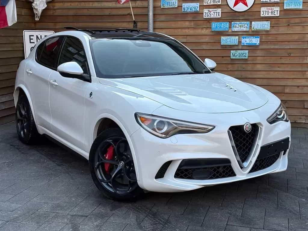 Alfa Romeo Stelvio Quadrifoglio Q4 AWD Carbon BREMBO CCM 06/2019-photo-1