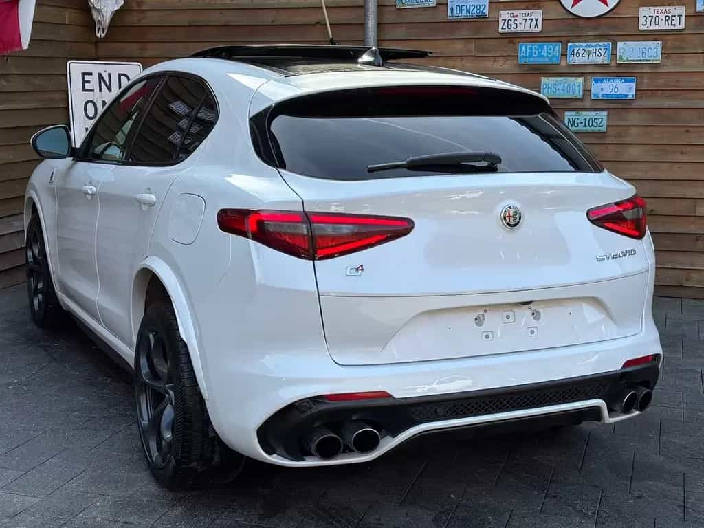 Alfa Romeo Stelvio Quadrifoglio Q4 AWD Carbon BREMBO CCM 06/2019-photo-11