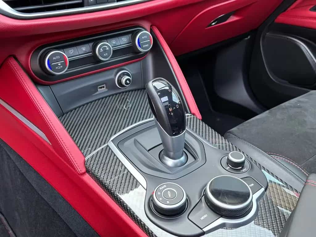 Alfa Romeo Stelvio Quadrifoglio Q4 AWD Carbon BREMBO CCM 06/2019-photo-22