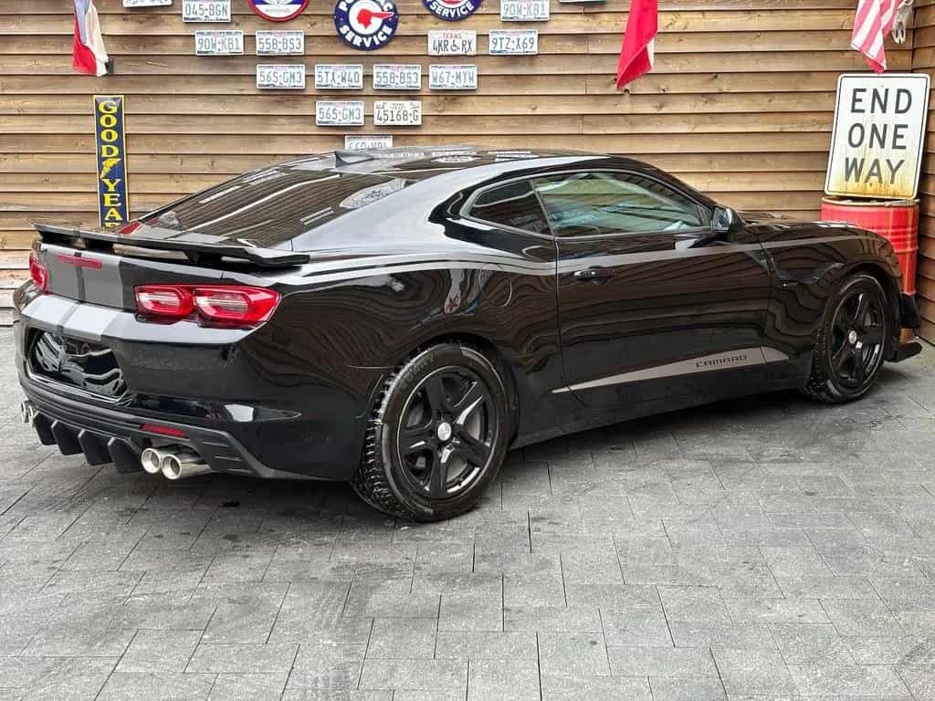 Chevrolet Camaro LT1 2.0 Turbo Autom. Leder Kamera Klima 01/2022-photo-14