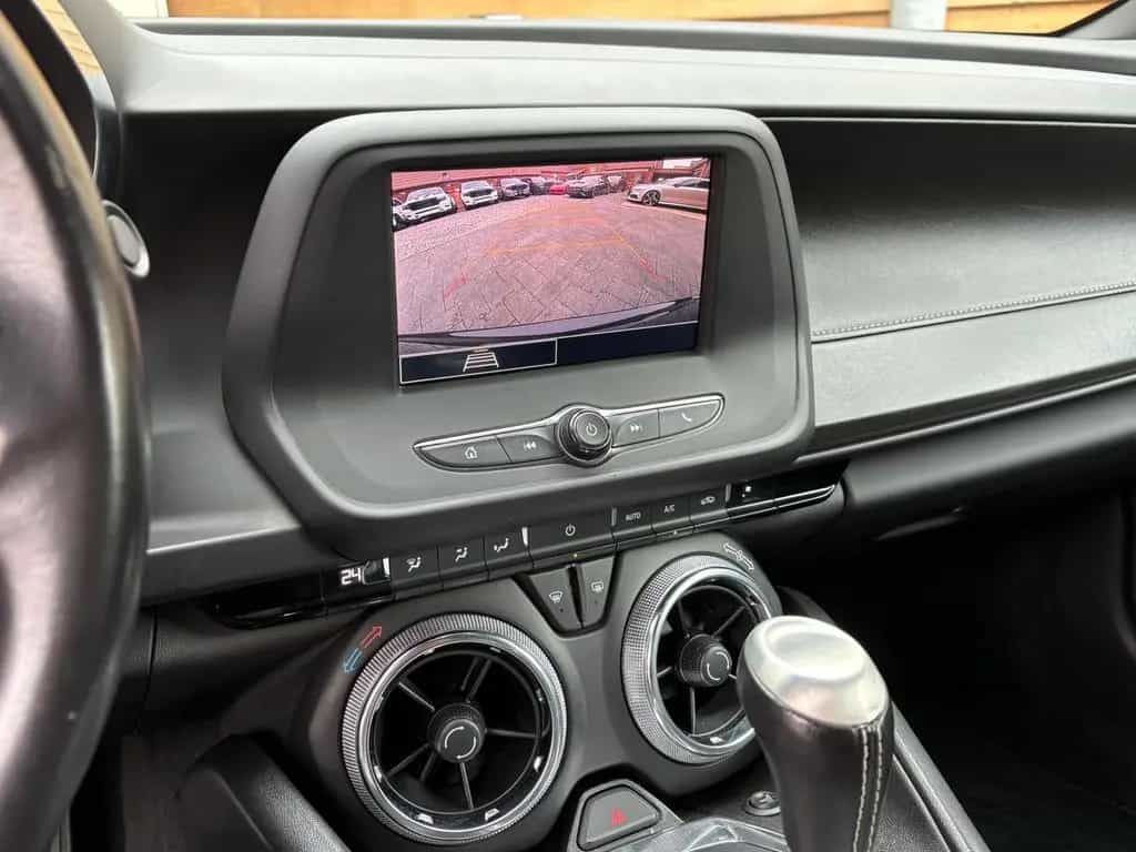 Chevrolet Camaro LT1 2.0 Turbo Autom. Leder Kamera Klima 01/2022-photo-21