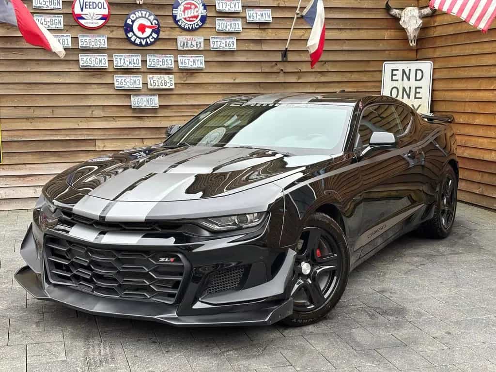 Chevrolet Camaro LT1 2.0 Turbo Autom. Leder Kamera Klima 01/2022-photo-7