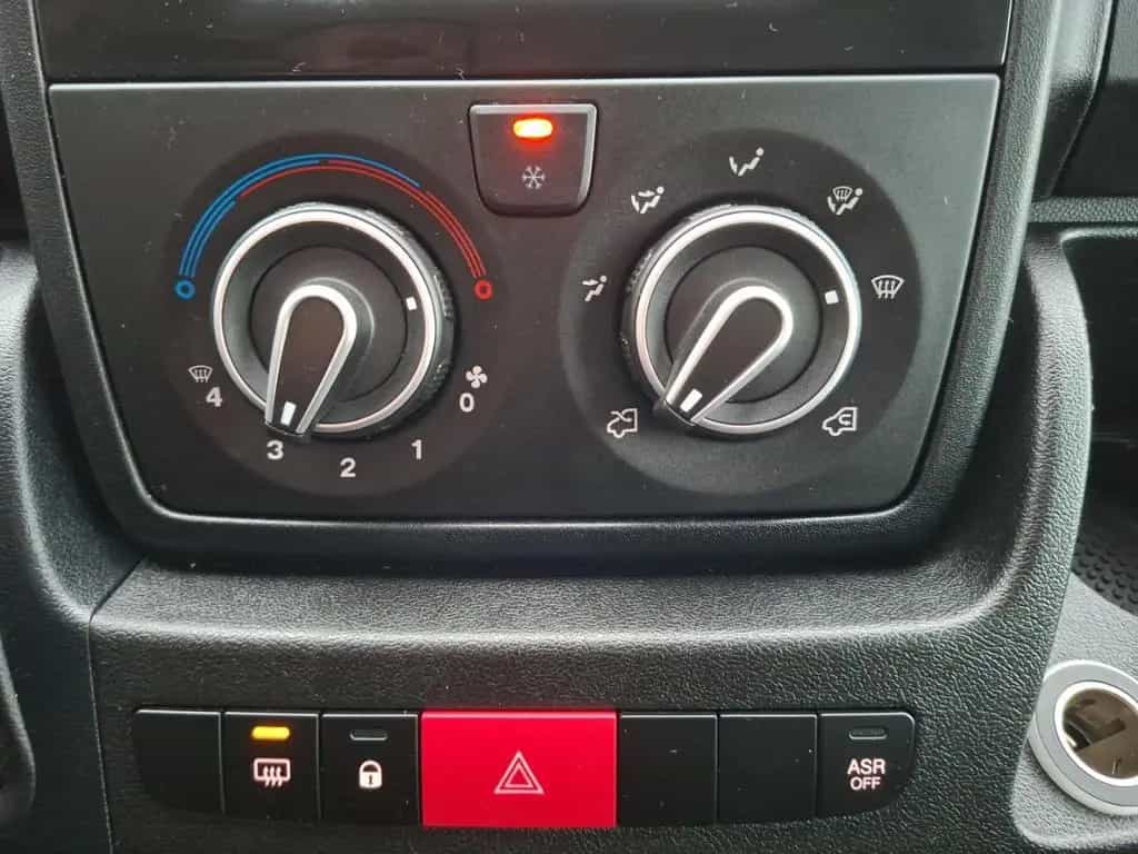 Citroën Jumper Kasten L2H1 Club BHDi 140 °AHK°Tempomat° 11/2020-photo-11
