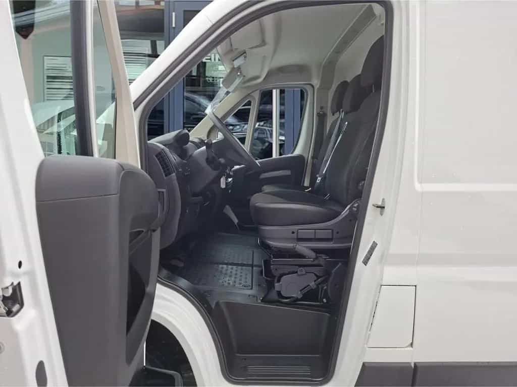Citroën Jumper Kasten L2H1 Club BHDi 140 °AHK°Tempomat° 11/2020-photo-6