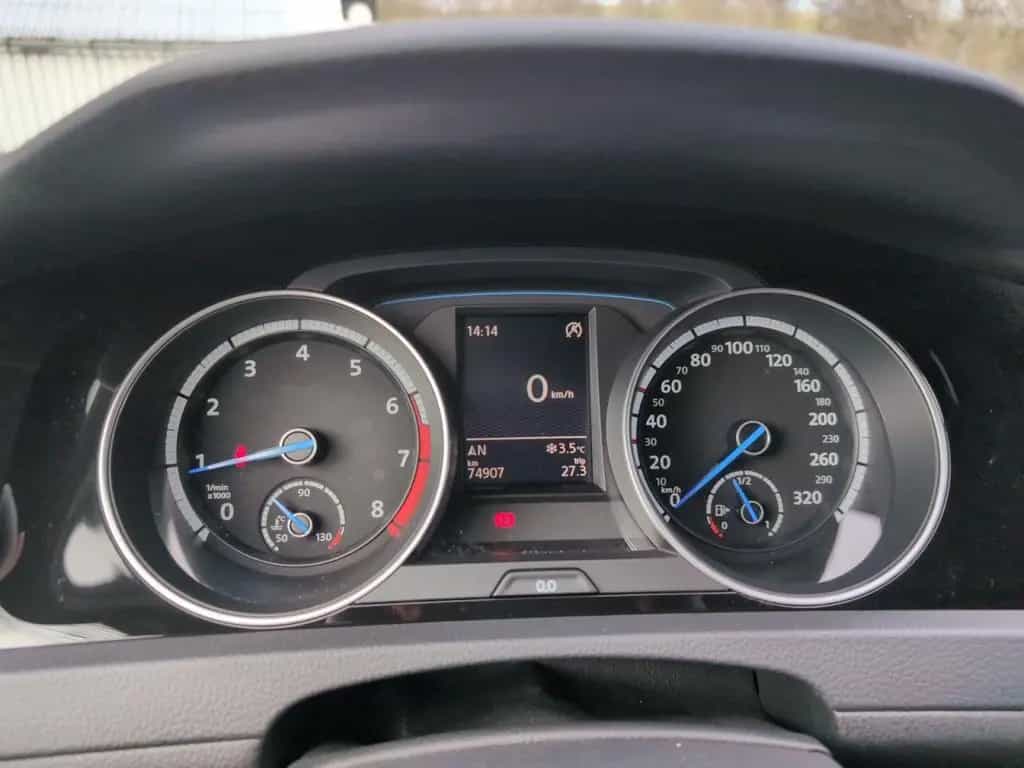 Volkswagen Golf VII 4Motion 2.0 TSI R DSG DCC Navi Rückfahr 06/2016-photo-13