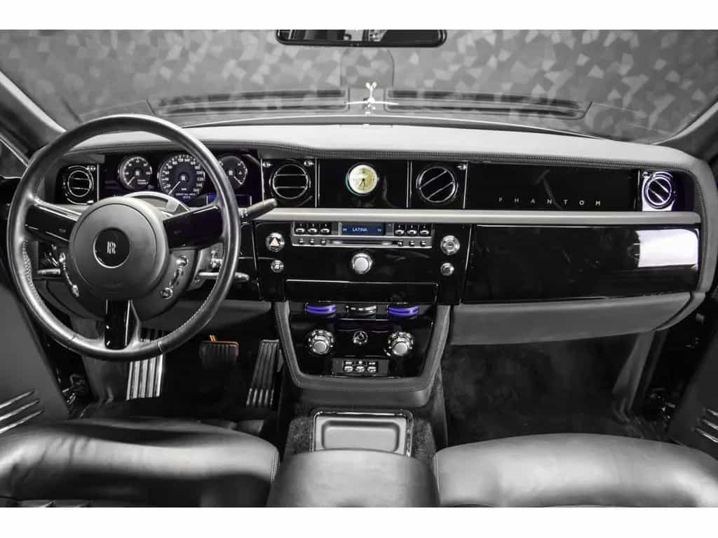 Rolls-Royce Phantom 6.75 V12 06/2006-photo-15