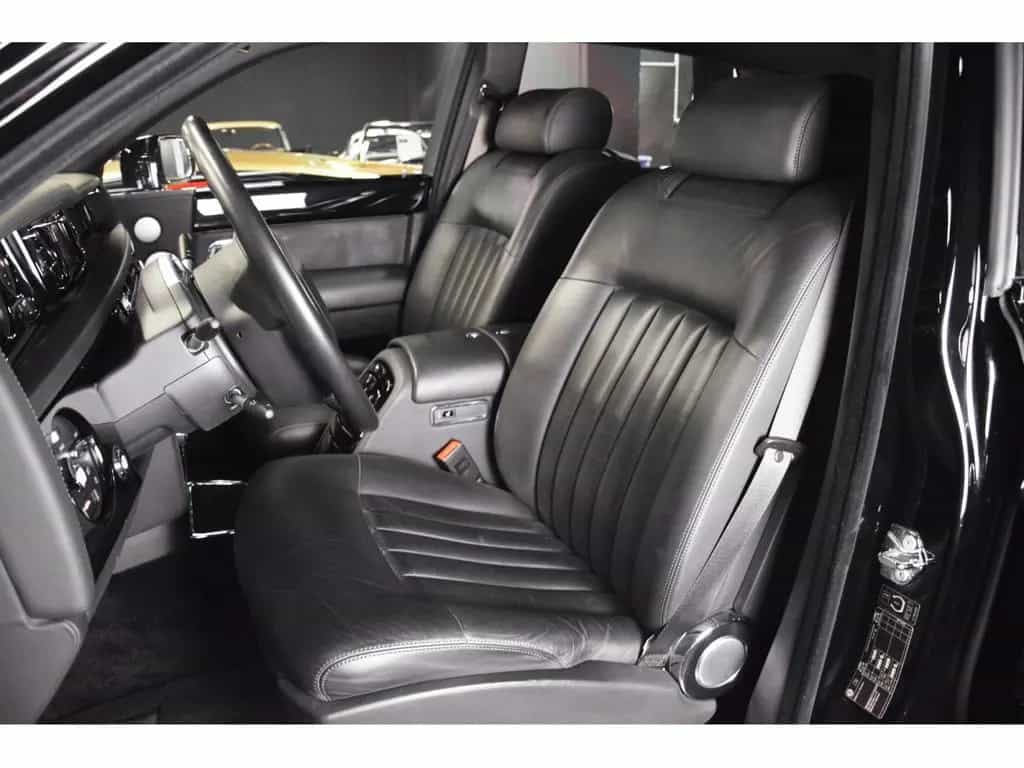 Rolls-Royce Phantom 6.75 V12 06/2006-photo-17