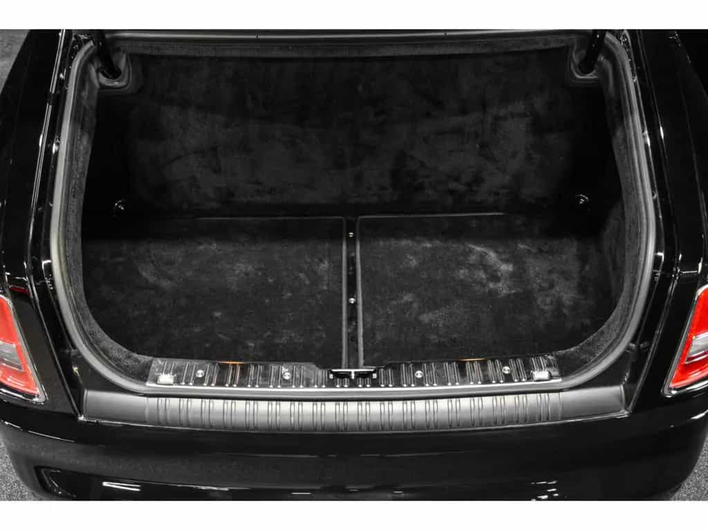 Rolls-Royce Phantom 6.75 V12 06/2006-photo-29