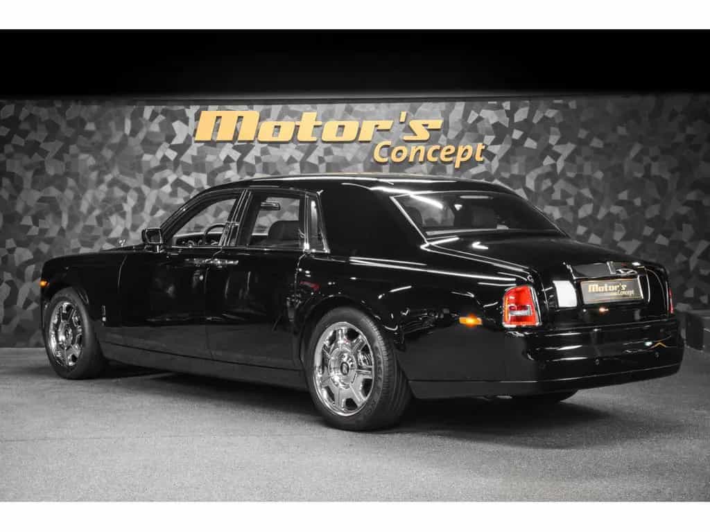 Rolls-Royce Phantom 6.75 V12 06/2006-photo-6