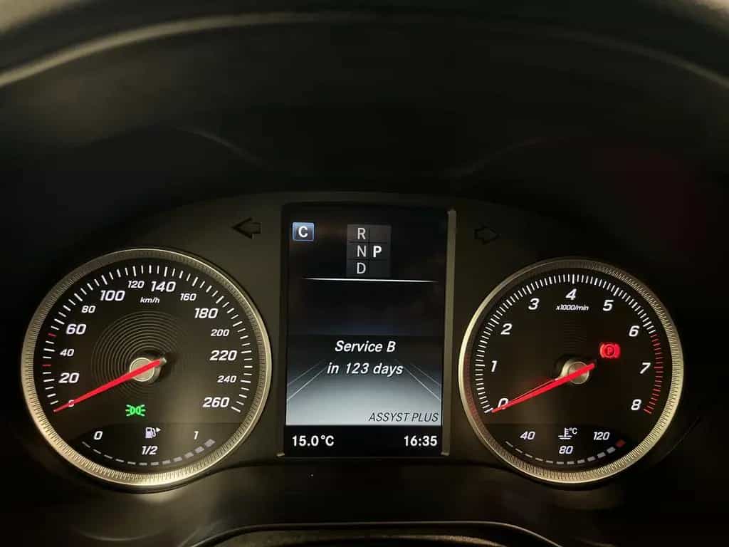 Mercedes-Benz GLC 250 GLC GLC 250 4M/Leder/Allwetter./SHG/KAM/NAVI/TPM 01/2018-photo-13