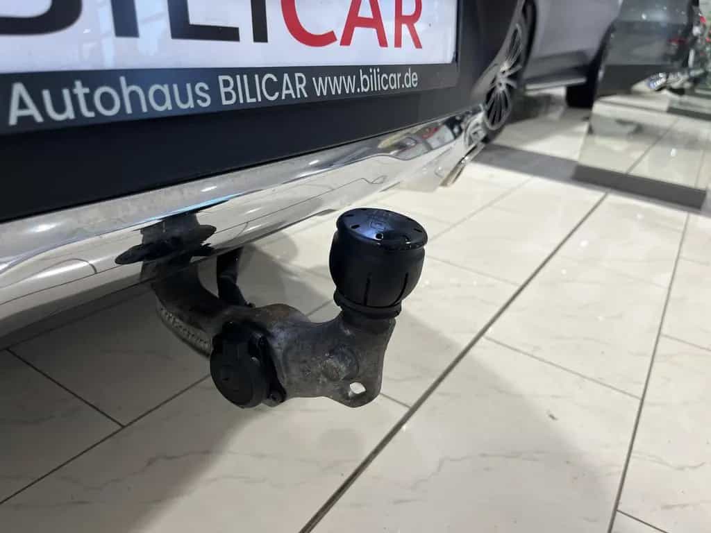 Mercedes-Benz GLC 250 GLC GLC 250 4M/Leder/Allwetter./SHG/KAM/NAVI/TPM 01/2018-photo-18