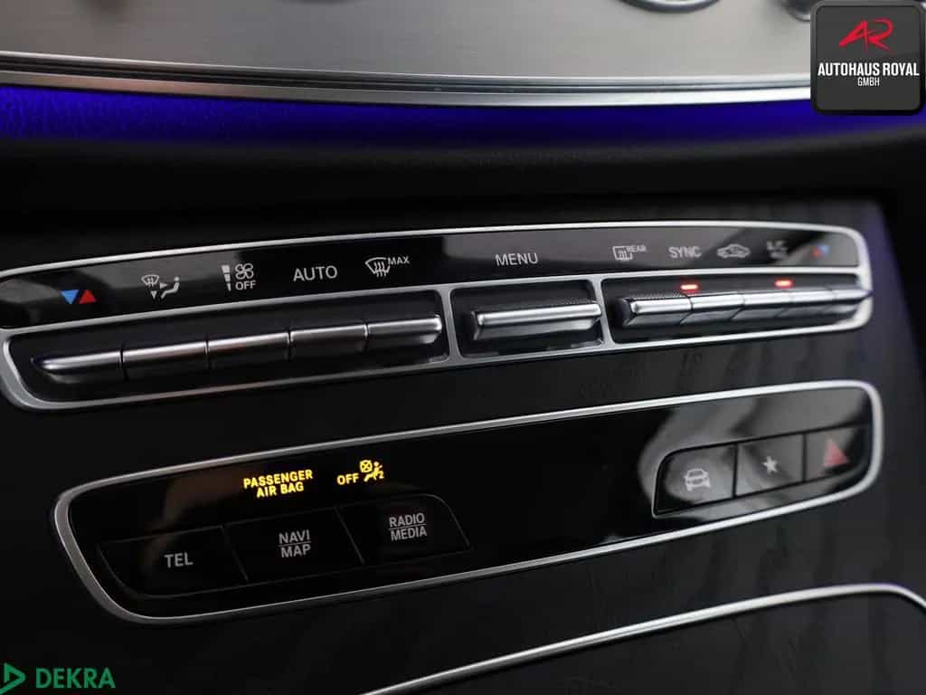 Mercedes-Benz E-Class d AVANTGARDE MULTIBEAM,360GRAD,KEYLESS,SH 09/2021-photo-22