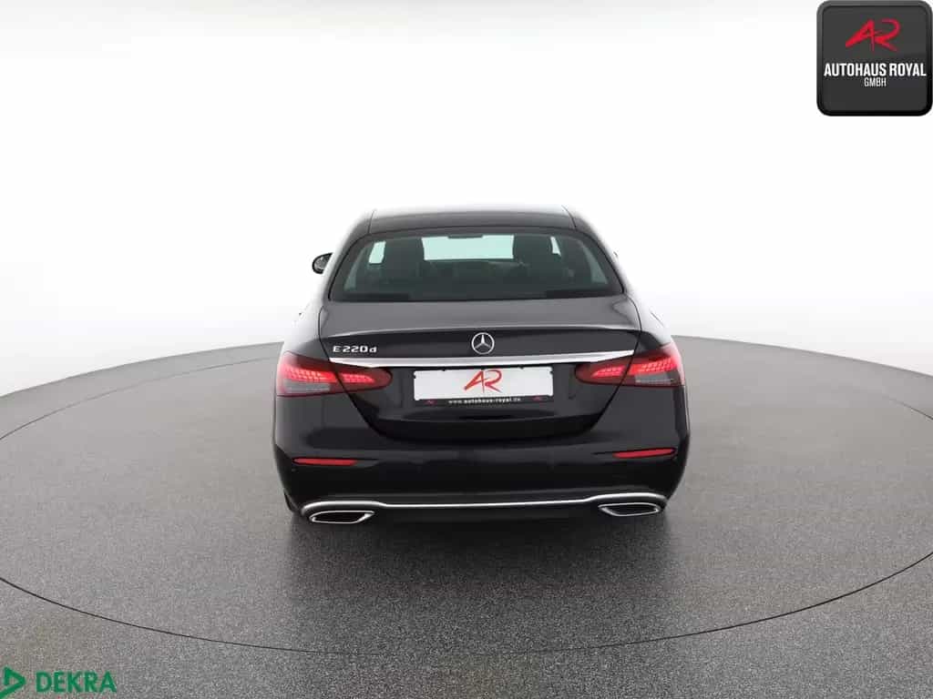 Mercedes-Benz E-Class d AVANTGARDE MULTIBEAM,360GRAD,KEYLESS,SH 09/2021-photo-3