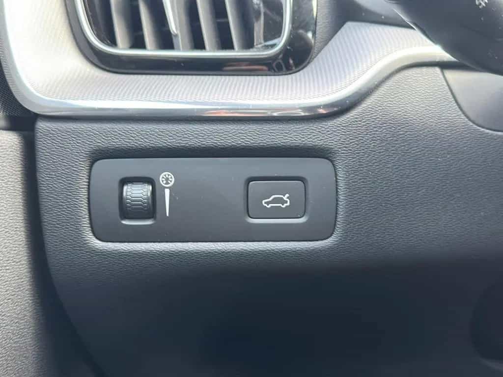 Volvo XC60 XC 60 R Design 2WD Bluetooth Navi LED Klima 12/2018-photo-26