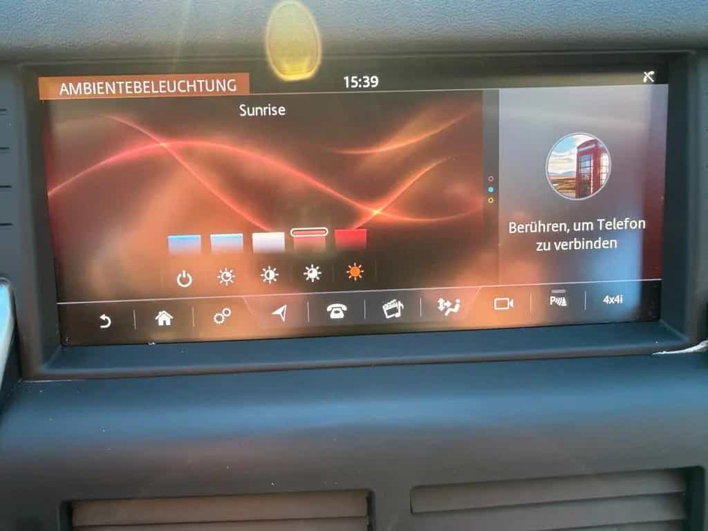 Land Rover Discovery Sport SE AWD PDF NEU!!! 07/2017-photo-21