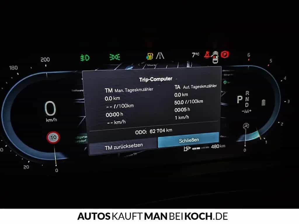 Volvo XC60 B4 D Plus Dark ACC BLIS PANO STDHz AHK H&K! 10/2023-photo-13