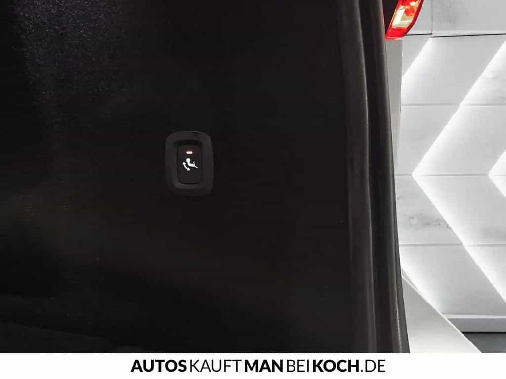 Volvo XC60 B4 D Inscription ACC AHK FSHz 360 V-LED H&K 11/2022-photo-17