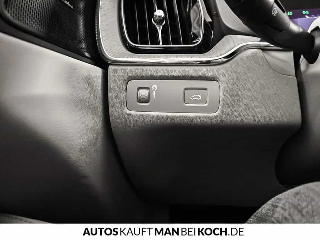 Volvo XC60 B4 D Inscription ACC AHK FSHz 360 V-LED H&K 11/2022-photo-21