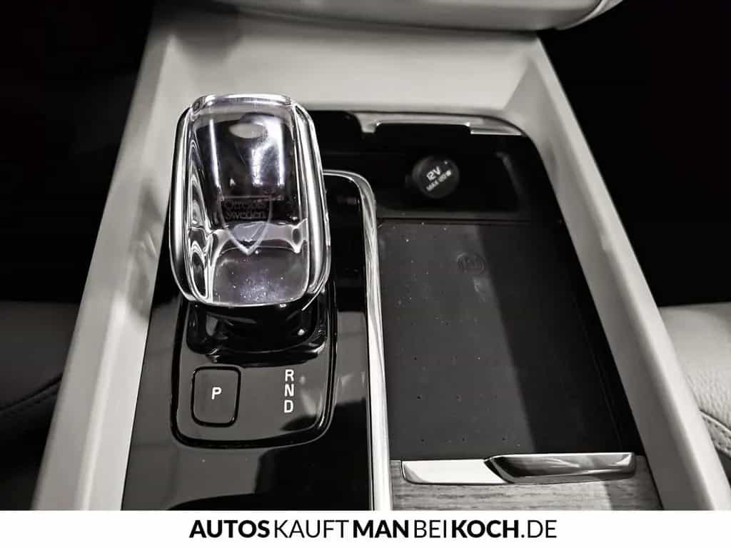 Volvo XC60 B4 D Inscription ACC AHK FSHz 360 V-LED H&K 11/2022-photo-31
