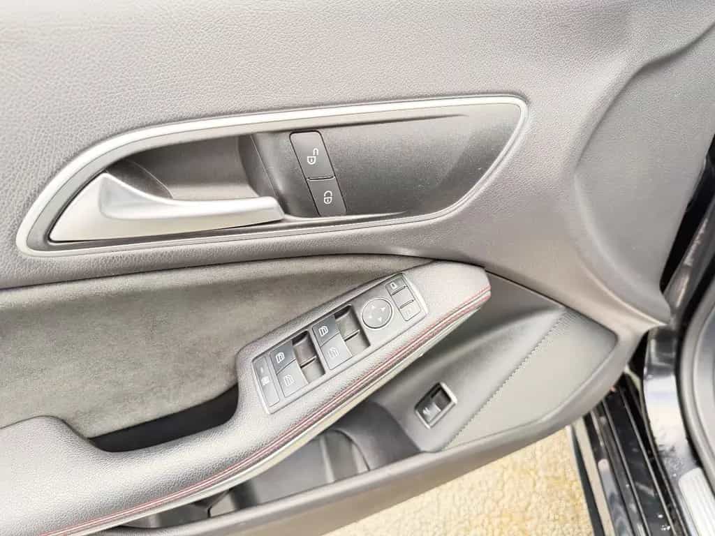 Mercedes-Benz CLA Shooting Brake CLA 200 04/2016-photo-13