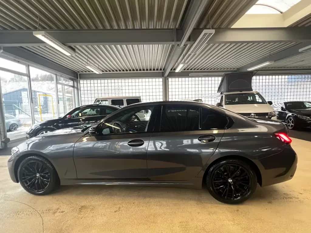 BMW M340 Lim. xDrive * 1.HAND *SCHECKHEFT-BMW*360* 04/2021-photo-3