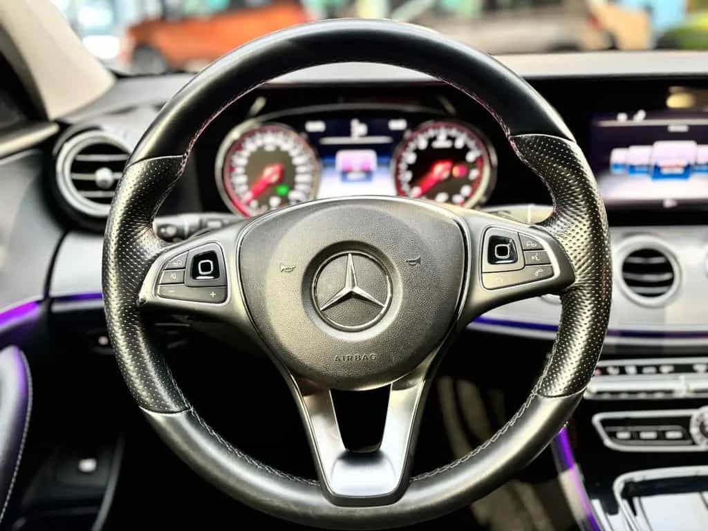 Mercedes-Benz E 200 T Avantgarde*LED*Navi*SHZ*Park-Assistent 05/2018-photo-16