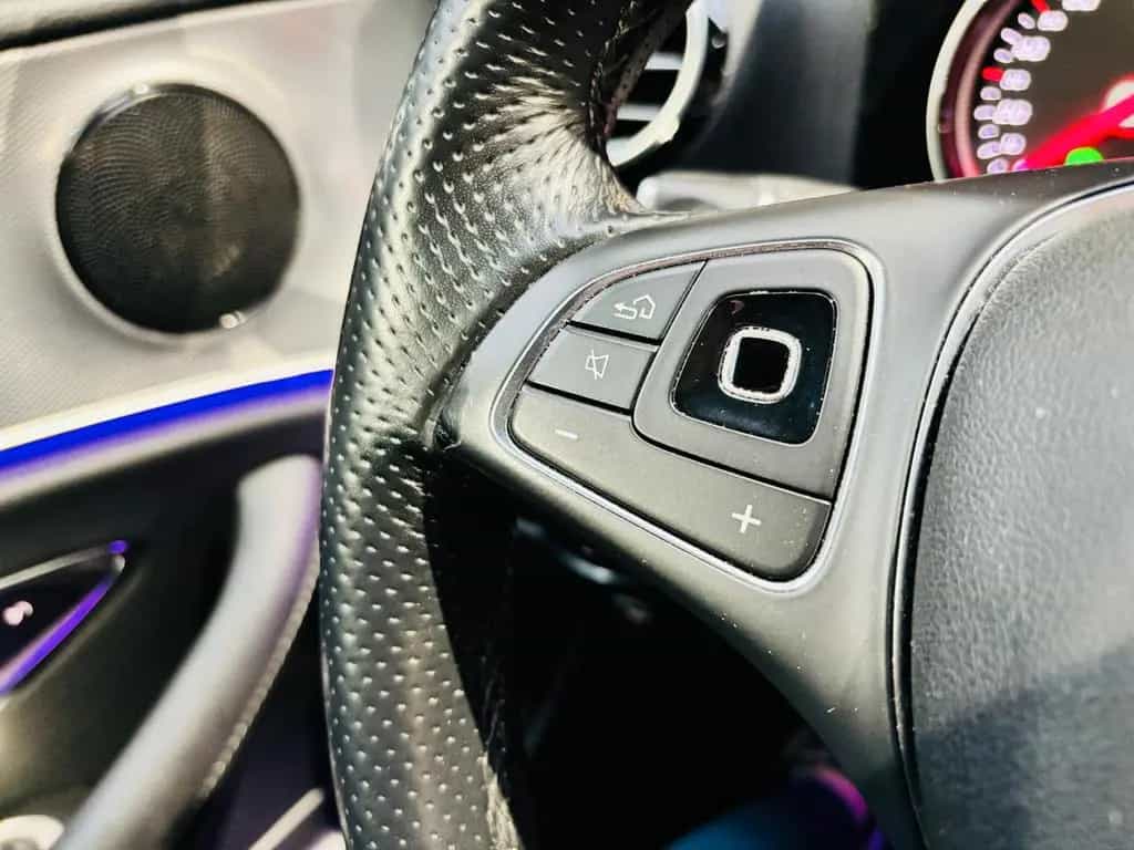 Mercedes-Benz E 200 T Avantgarde*LED*Navi*SHZ*Park-Assistent 05/2018-photo-17