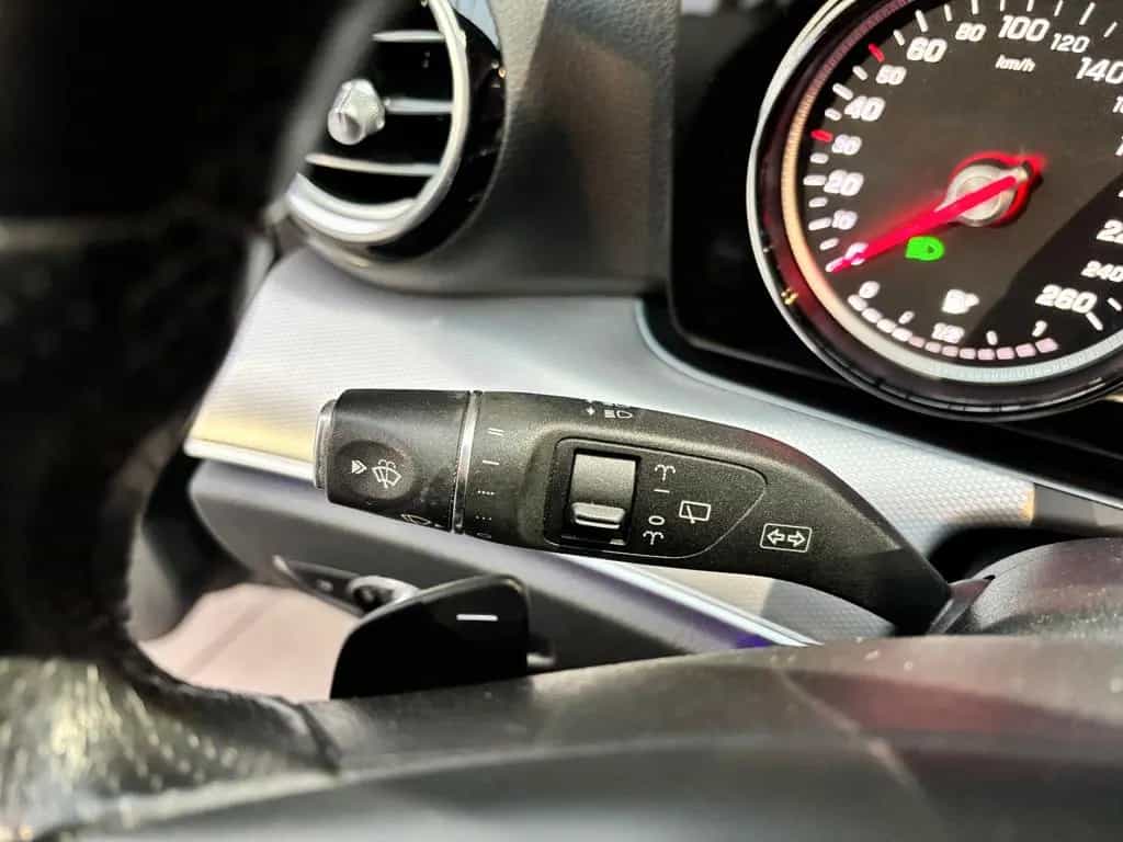 Mercedes-Benz E 200 T Avantgarde*LED*Navi*SHZ*Park-Assistent 05/2018-photo-24