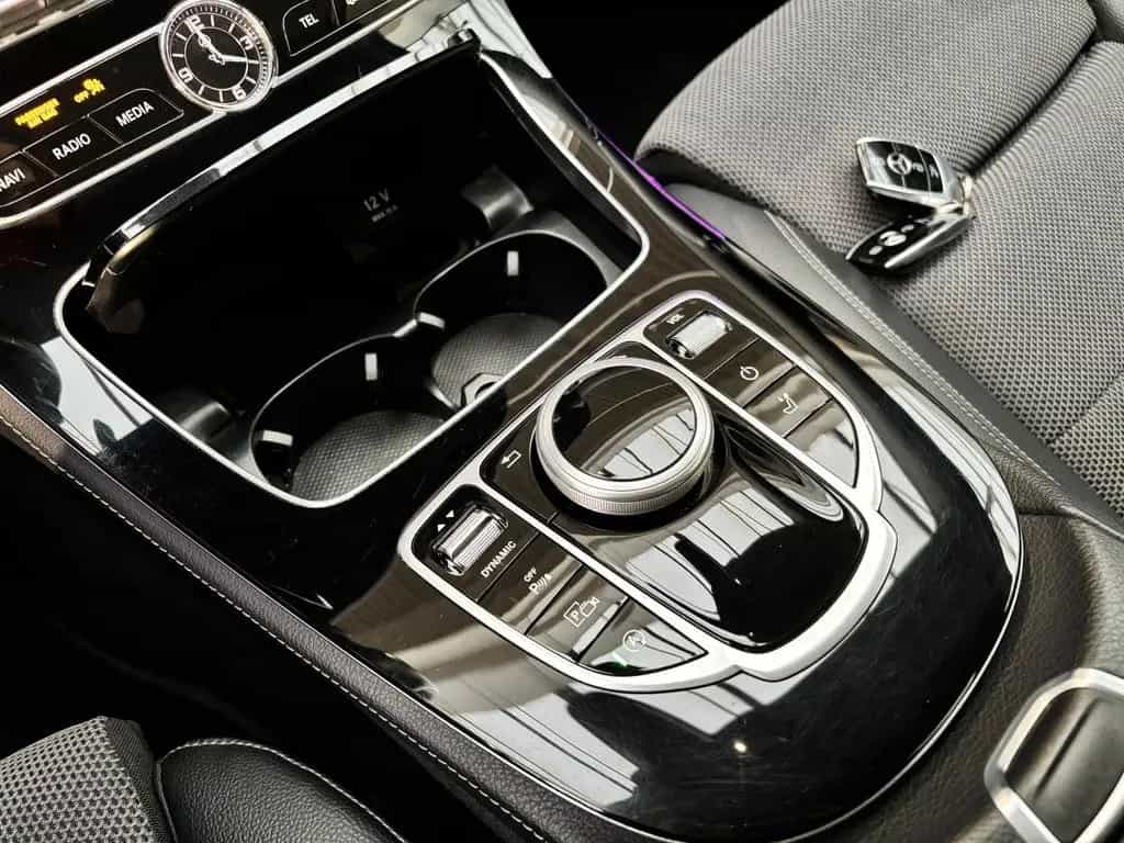 Mercedes-Benz E 200 T Avantgarde*LED*Navi*SHZ*Park-Assistent 05/2018-photo-34
