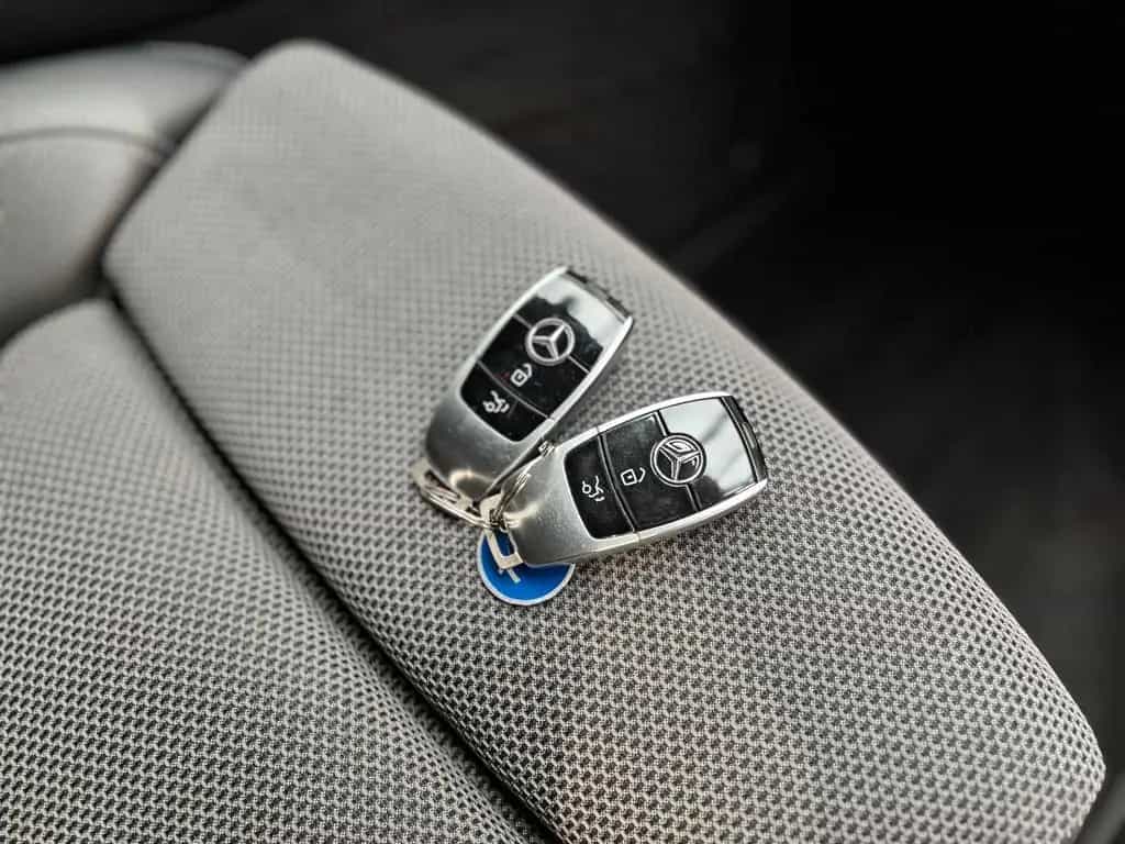 Mercedes-Benz E 200 T Avantgarde*LED*Navi*SHZ*Park-Assistent 05/2018-photo-43