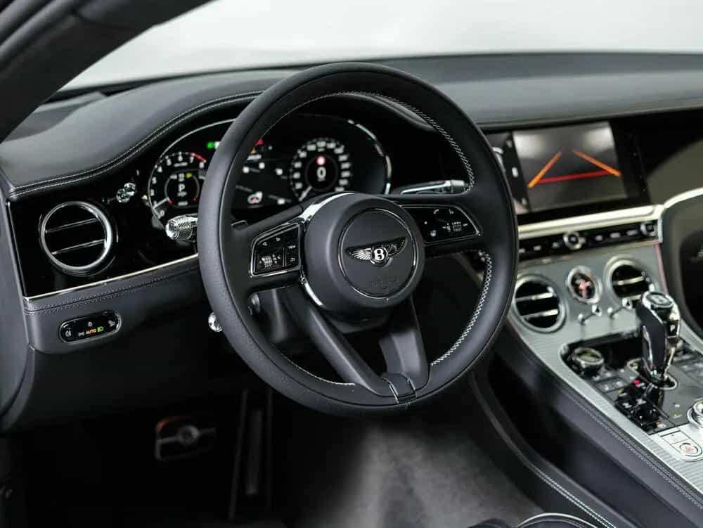 Bentley Continental GT Azure V8 Hybrid null-photo-17